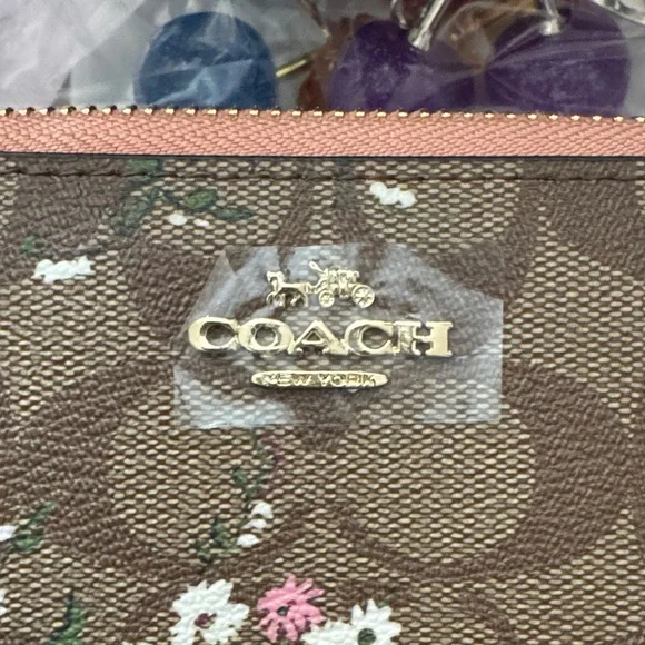 Coach Brown and Pink Floral Women's Accordion Zip Around Wallet NWT - Picture 2 of 9